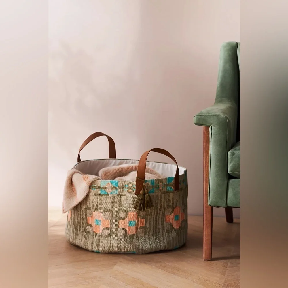 Anthropologie Andre Basket NWT